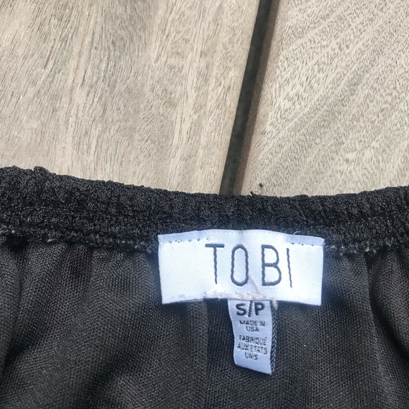 TOBI | Black Lace Mini Skirt with Lining - Picture 4 of 4